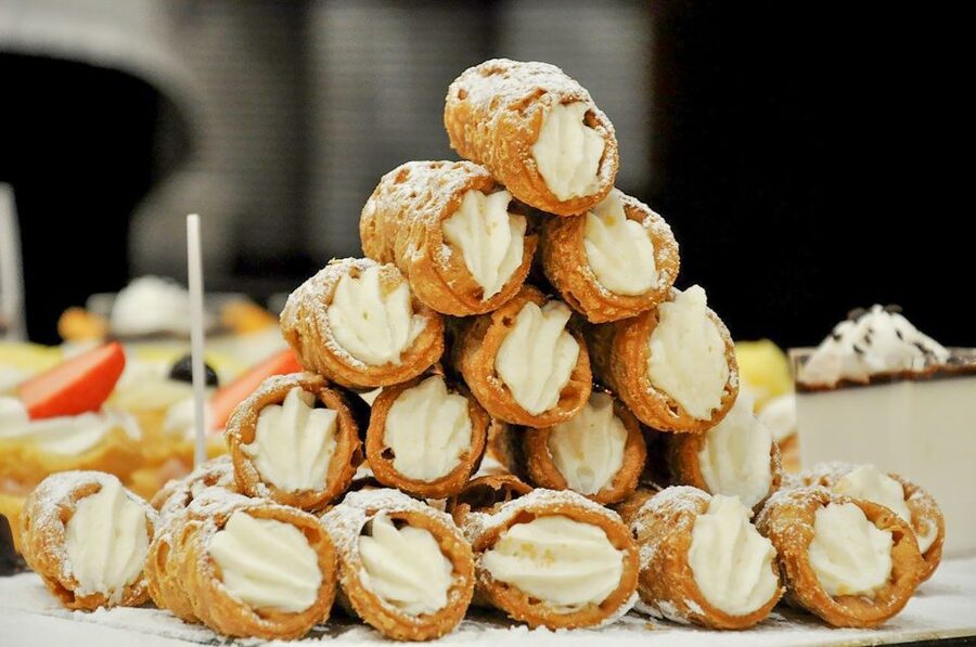 NYC: Chinatown and Little Italy Food Tour - Chinatown Stop One: Hong Kong Sponge Cake Near Columbus Park