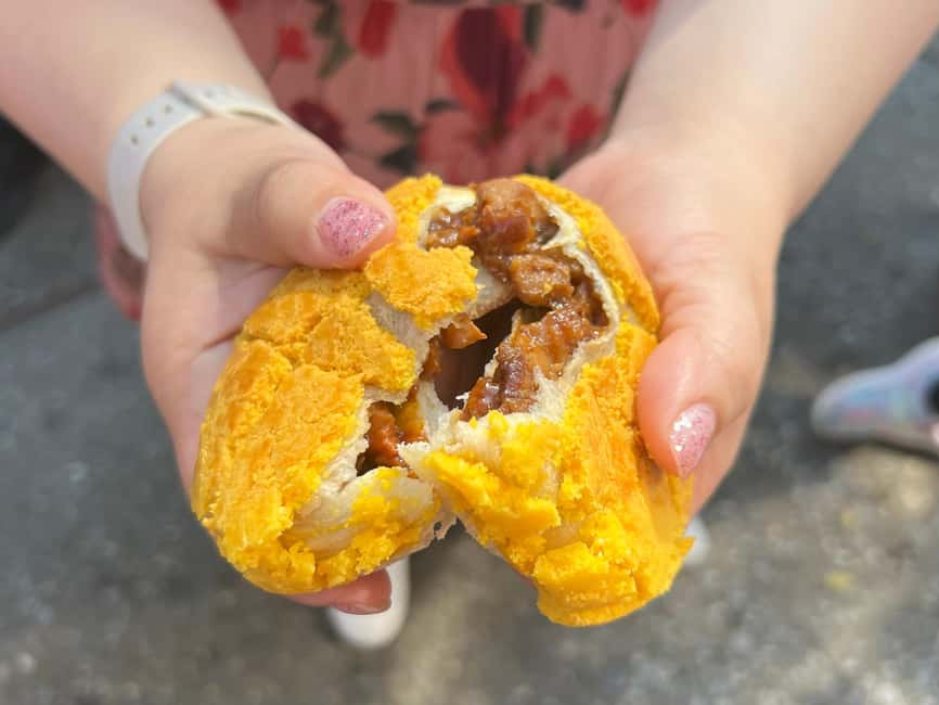 NYC: Chinatown & Little Italy Food Tour with 8 Tastings - Drinks Upgrade Option: What You Can Add Without Missing the Tour