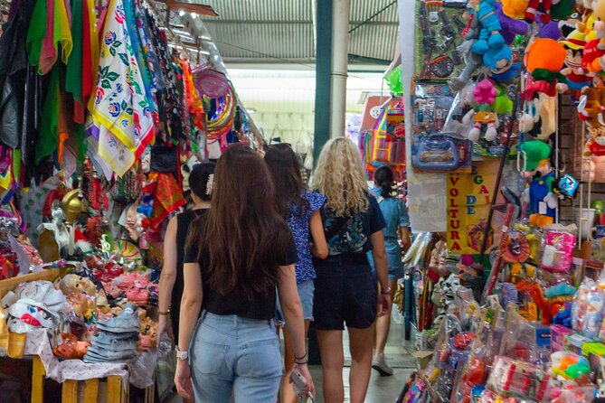 Oaxaca Street Food Tour. Signature Markets Tour - The chocolate moment in Centro: what to watch for