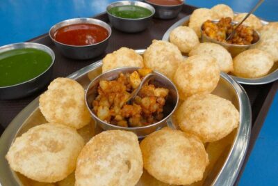 Old Delhi Cultural, Temples, Heritage Walking Street Food Tour - Chawri Bazaar starter: briefings plus traditional snacks