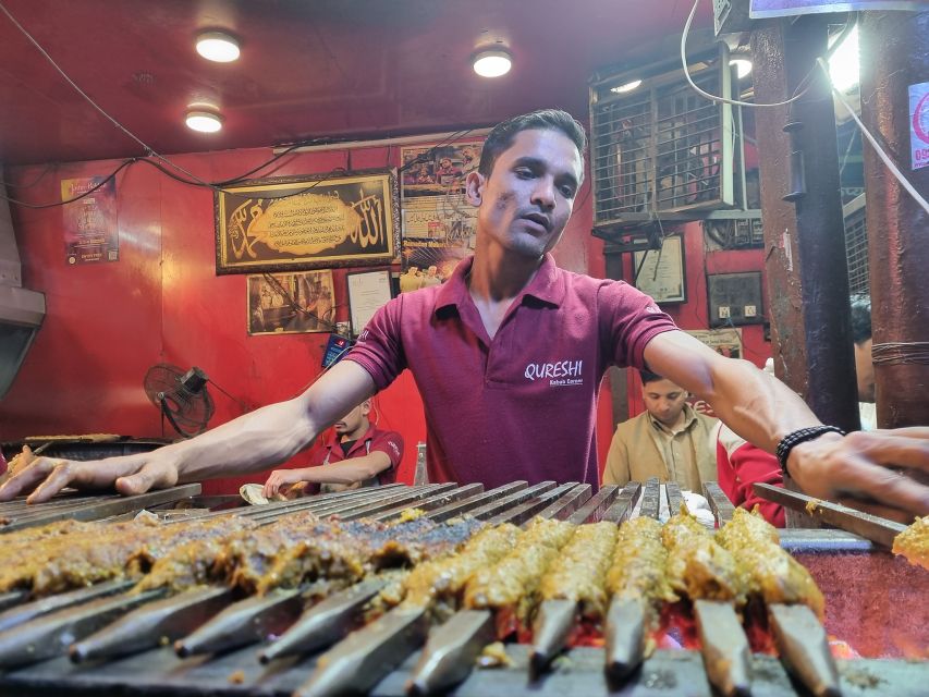 Old Delhi Food Tour: A Night Time Feast - The vegetarian skewers with a twist: a favorite for a reason