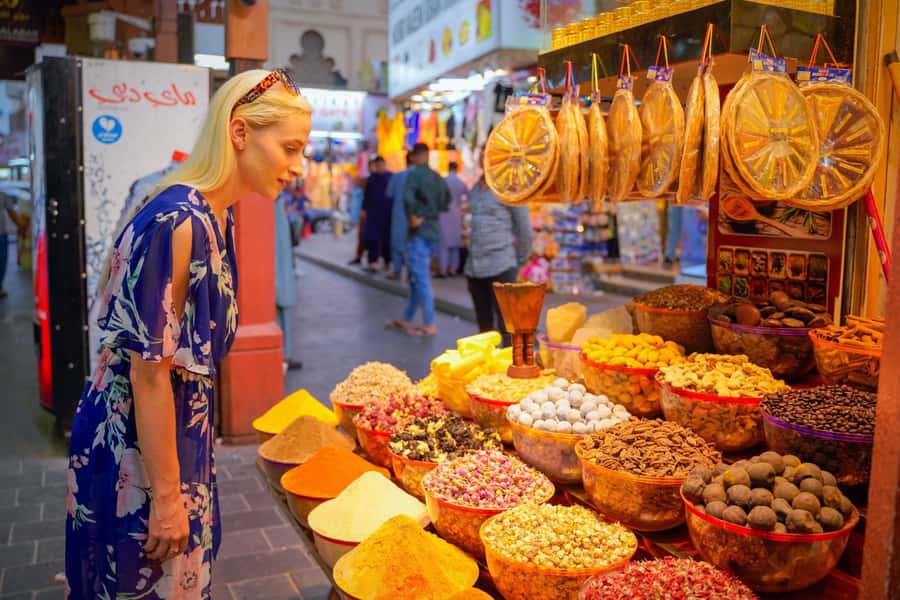 Old Dubai Guided Tour With Photographer: Souks & Street Food - Street food and snacks: what’s included and how to handle it