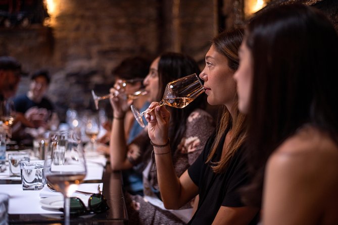 Old Montreal Guided Food Tour with 8+ Local Delicacies Tastings - The Beer-or-Tea Moment at Bistro-Brasserie Soeurs Grises