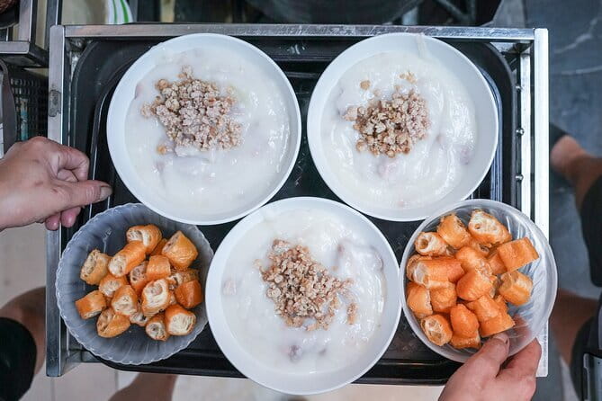 Old Quarter Food Tour in Hanoi - Five sit-down restaurants: why the “restaurant dinner” part is the value