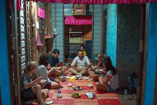 Old Siem Reap Sunset Food Tour by Tuk-tuk - Stop 4: Yi Nget BBQ beef sticks and old-school cooking