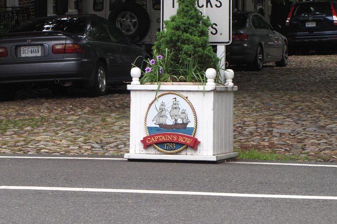 Old Town Alexandria Food Tour - Starting at Market Square: finding the meeting point fast