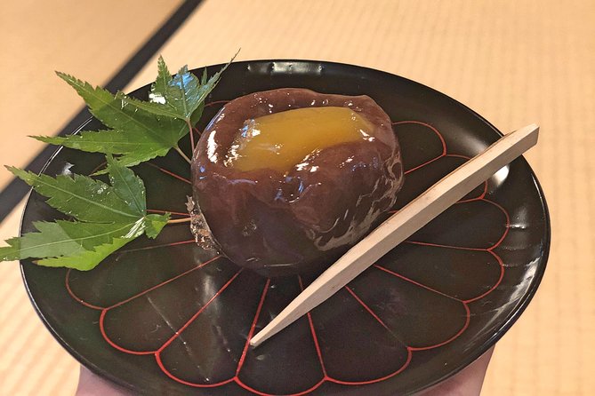 Old Town Tokyo Food Tour - The heart of the tour: six food stops plus wagashi and tea