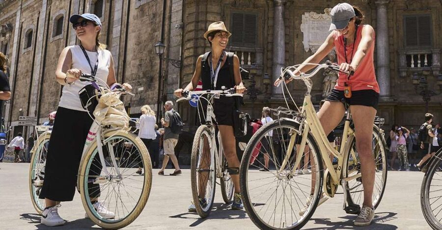 Palermo: Guided Bike Tour with Street Food Tasting - Piazza Bellini and Piazza Pretoria: the architecture lesson you don’t hate