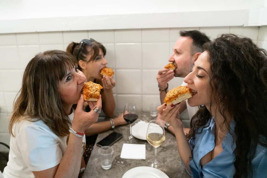 Palermo: Traditional Full Meal Food Tour with a Local - The full menu: panelle to cannoli, with Palermo flavors in the right order