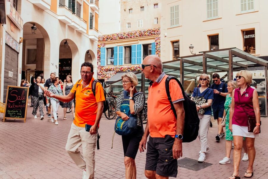 Palma de Mallorca: Foodie Walking Tour of the Old Town - The Mercat de l’Olivar Stop: How Market Shopping Shapes the Tour
