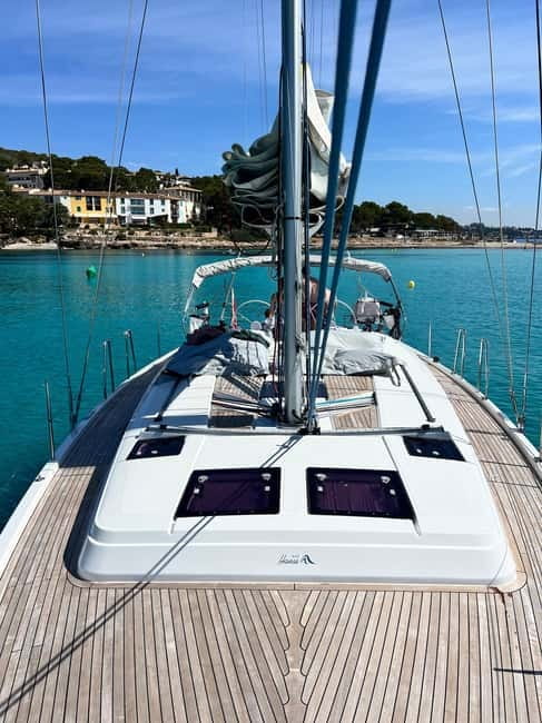Palma de Mallorca: Sailing Tour with Drinks and Tapas - Drinks and tapas: included and actually part of the experience