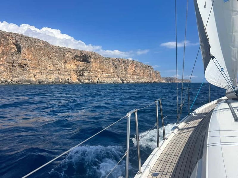 Palma de Mallorca: Sailing Tour with Drinks and Tapas - Weather reality check: when the sails and the schedule can change
