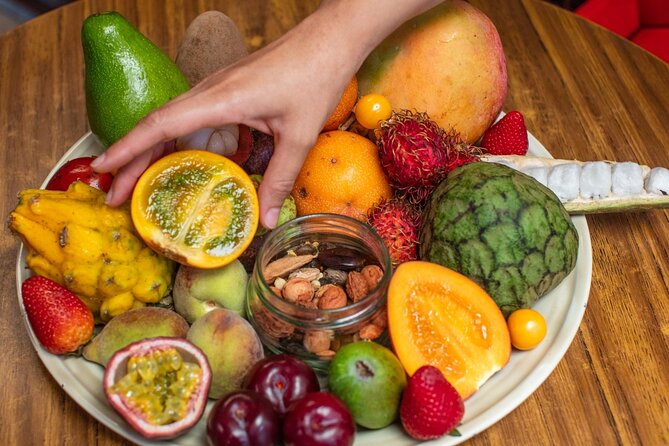 PALOQUEMAO MARKET FOOD TOUR. EXOTIC FRUIT. LOCAL SNACKS. /Min 2 pax - What’s included in the $69 per person (and why it’s value)
