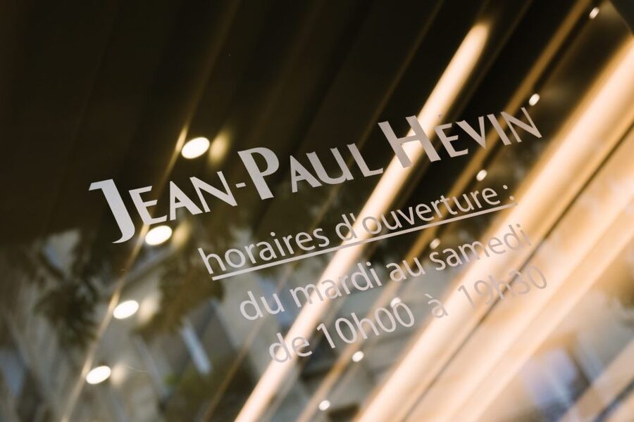 Paris Culinary Tour: 11 Tastings & 2 Wines in Le Marais - Jean-Paul Hevin Chocolate Bar: Macarons and Master-Craft Chocolate
