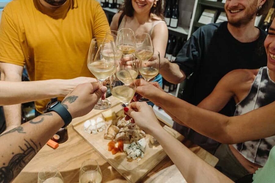 Paris Culinary Tour: 11 Tastings & 2 Wines in Le Marais - Starting at Poilâne: Croissant Energy Plus Sourdough Comfort