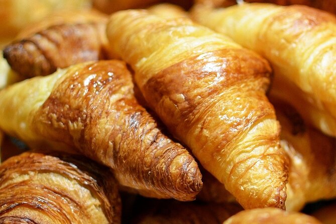 Paris Latin Quarter Food Tour – Full French Meal by Do Eat Better - Rue Mouffetard Cheese Stop: Where Locals Shop and What to Look For