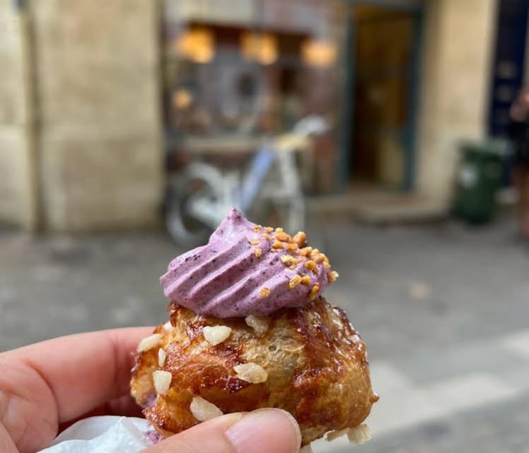Paris: Le Marais Bakery and Pastry Food Tour with Tastings - How the stops feel: counters, streets, and small moments that matter