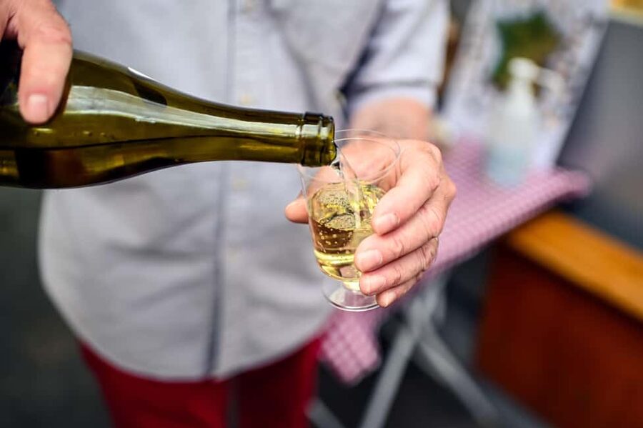 Paris: Le Marais District Food Tour with 10+ Tastings & Wine - The Jim Morrison croque-monsieur café stop: the hot centerpiece