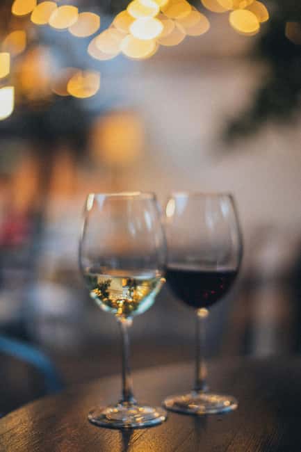 Paris Le Marais Food Tour: Full Traditional French Feast - Key things that make this Le Marais food tour worth your time