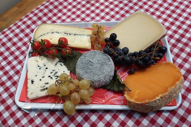Paris Le Marais Food Tour With 10+ Tastings, Cheese, Wine & More - Why Le Marais tastes like Paris, not like a theme park
