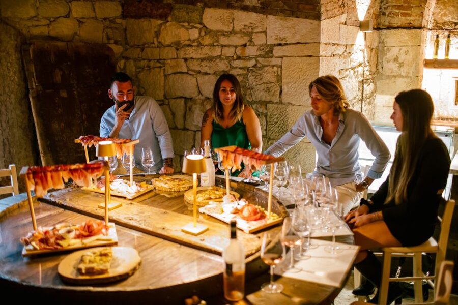 Pastrengo: Lake Garda Wine & Food Tasting in Historic Fort - Who This Tasting Suits Best (And Who Might Skip It)