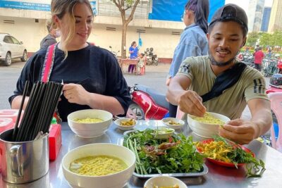 Phnom Penh Authentic Evening Food Tour 100% By Local - Your guide and the small-group setup