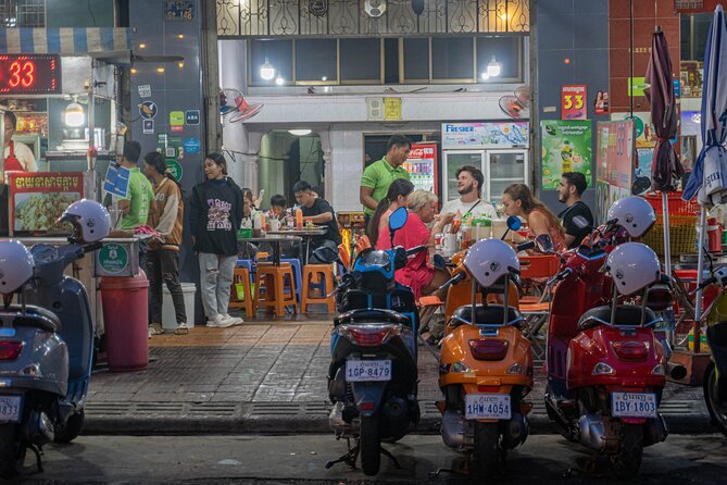 Phnom Penh Evening Foodie Vespa Tour / Tuk Tuk Available - A 5:30 pm Vespa plan that turns dinner into an event