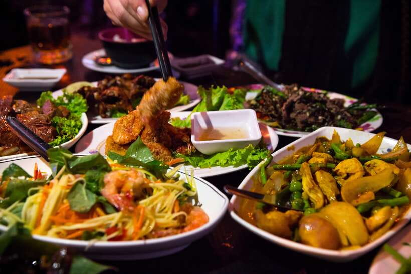 Phnom Penh's Ultimate Street Food Tour by Tuk Tuk - Phnom Penh at Night, on a Tuk Tuk (and Why That Matters)