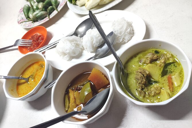 Phuket Food Tour and City Walk by Jane - Jane’s guide style: food, culture, and architecture you can notice