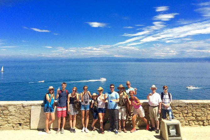 Piran Walking Tour with Local Wine and Food Tasting - Getting Your Bearings in Piran (Tartini Square and the Sea That Isn’t There)