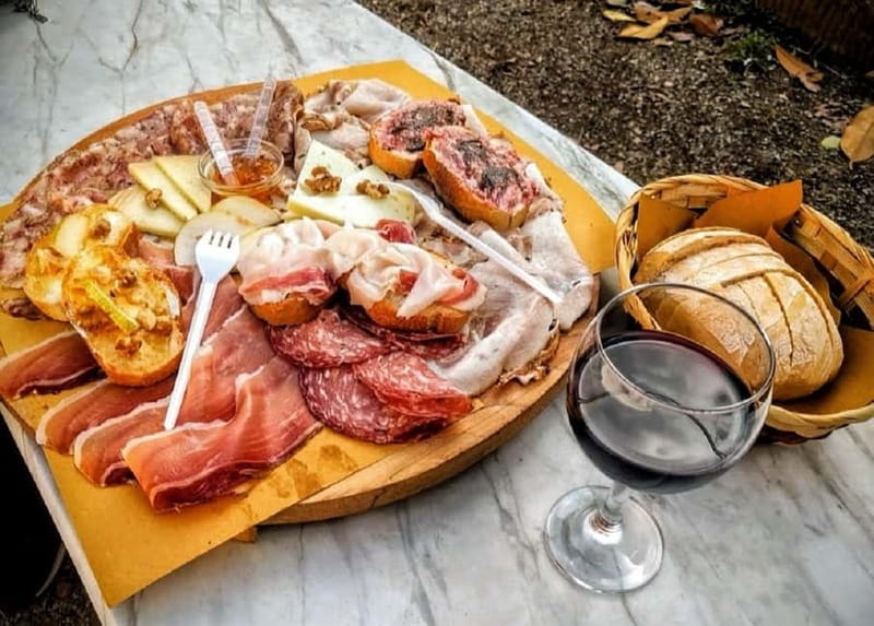Pisa: Ultimate Food Tour with Full Tuscan Meal with a Local - Key Things That Make This Pisa Food Tour Worth Your Time