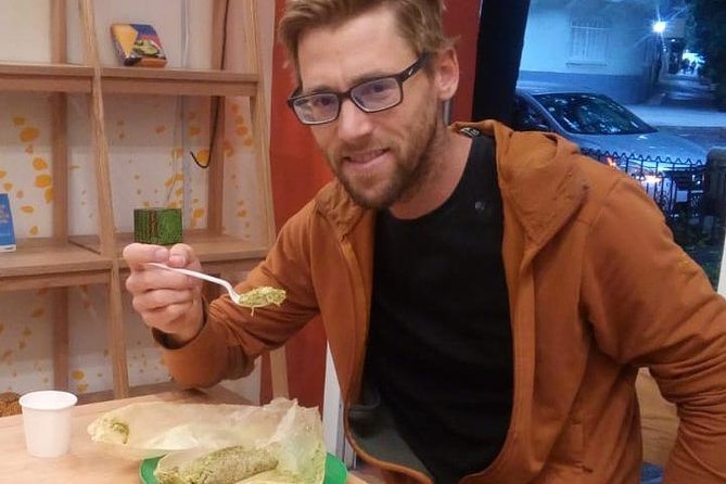 Polanco Food Tour: The Bestselling Food Adventure in Mexico City - Guides: the real difference between a decent food walk and a great one