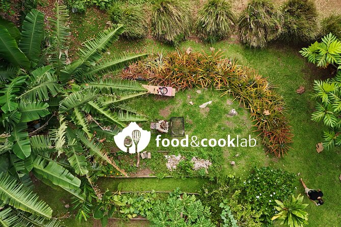 Polynesian culinary experience - What You Cook: Poisson Cru, Banana-Leaf Bread, and Tuna with Local Sauces