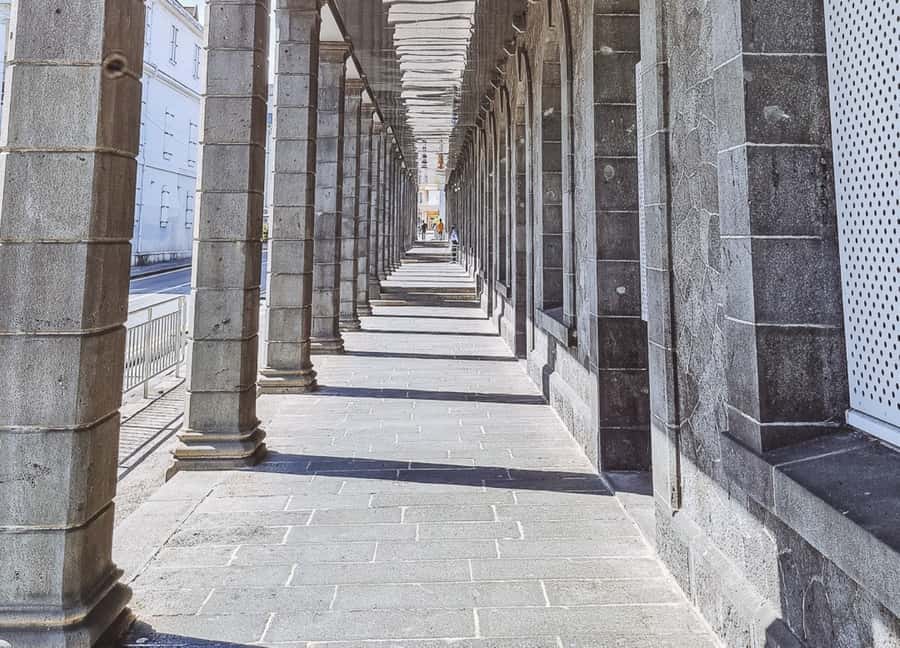 Port Louis: Street Food & City Tour - The secret stop and Chinatown photos: small detours that sharpen your sense of place
