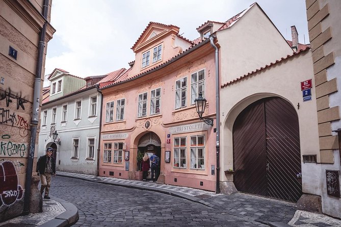 Prague Food Tour with 10 Tastings of Authentic Czech Classics - Who This Tour Suits Best