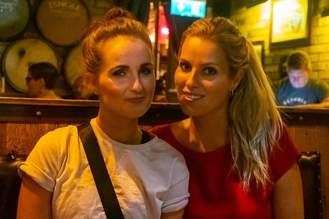 Premium Whiskey and Food Tasting in Dublin - Dublin’s whiskey bars make perfect tasting rooms