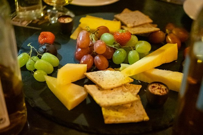 Premium Whiskey and Food Tasting in Dublin - Who this tour is best for (and who might want to adjust)