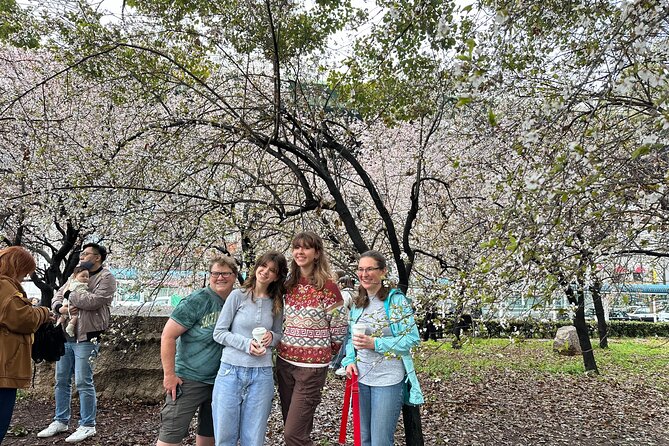 PRIVATE 6hr, Food tour from Osaka Castle, Kuromon, Dotonbori. - Dotonbori and the Glico Sign: Finish Where the Lights Are