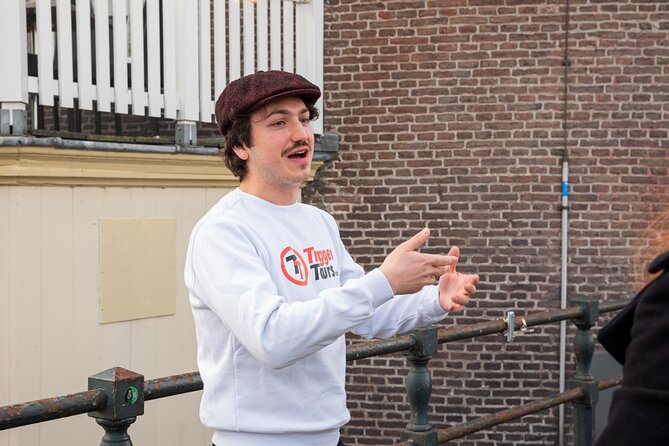 Private Amsterdam Red Light District and Food Tour (TOP RATED) - Timing and Logistics That Actually Matter