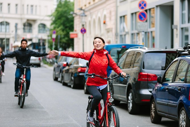 Private Berlin Street Food Tour by Bike - Konnopke’s Imbiss: Currywurst Like a Berlin Institution