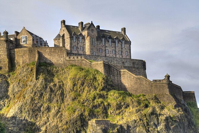 Private Food Tour of Edinburgh with Haggis, Scotch & More - Key points at a glance