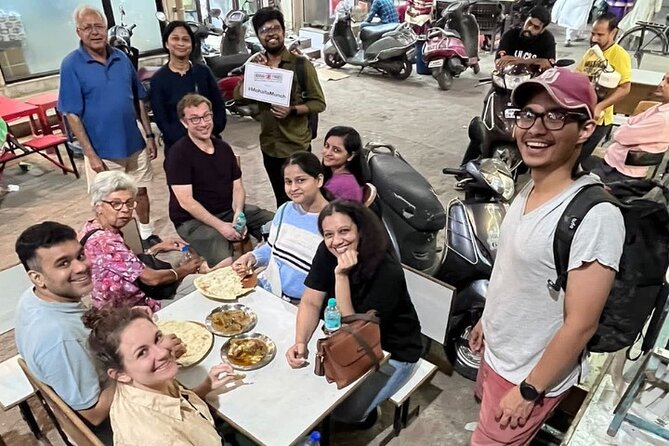 Private Guided Non-Veg Street Food Walking Tour in Muslim Quarter - Why Bohri Mohalla’s street-food lanes are worth the walk