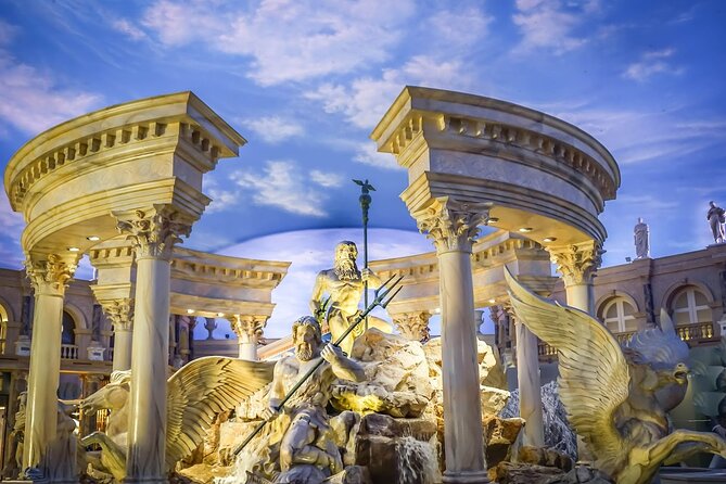 Private: Las Vegas The Strip's Celebrity Chefs Tour +7 Tastings - Behind the Scenes Expectations: Celebrity Chef Energy vs. Real Access