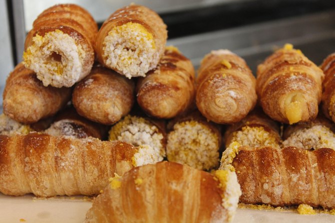 Private Milan Food Walking Tour of Brera - The food stops: what you can count on vs what’s seasonal