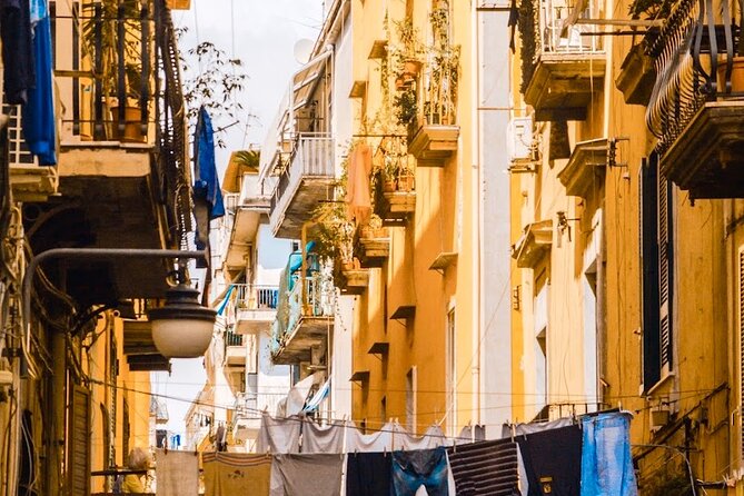Private Naples Culinary Tour: Pizza, Wine & Local Tastings - Via Toledo finale: shopping street energy and your last tasting