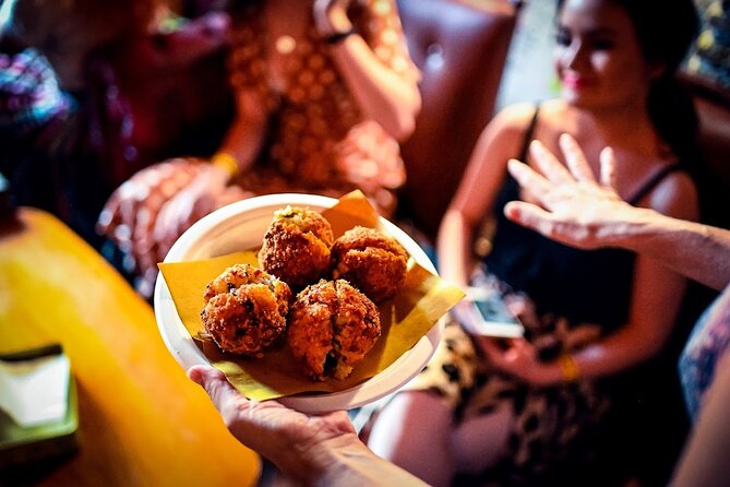 Private Rome Food Tour in the Historic Centre with 8+Tastings - Inside a High Renaissance palace now serving as the French embassy