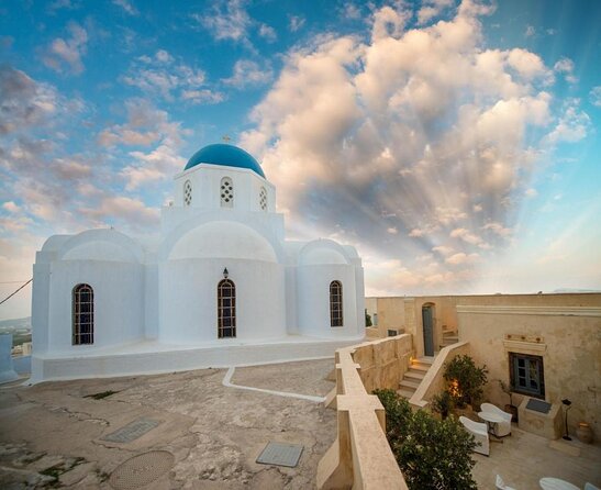 Private Santorini Sunset Wine Tour with Tastings and Tapas - Key highlights you will actually use