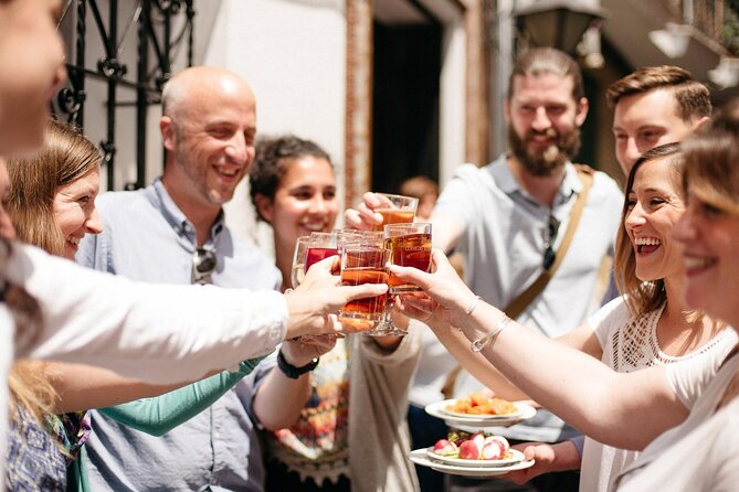 Private Seville Tapas & History Tour - Las Golondrinas (Pagés del Corro): Iberian Pork Loin and a Sangria Alternative