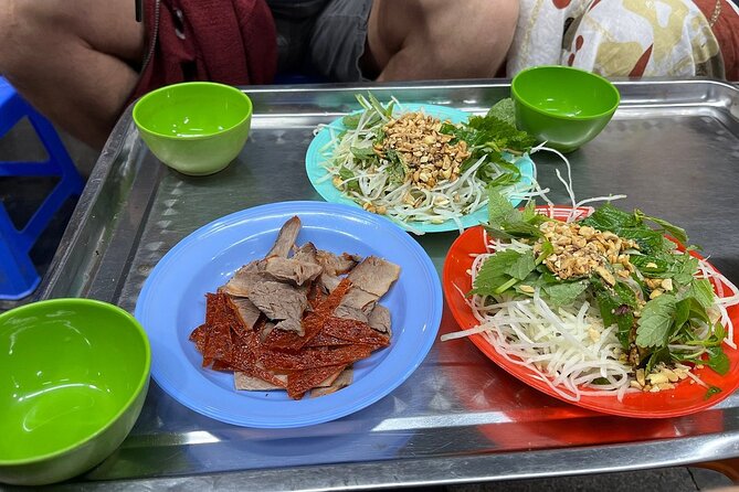 Private Street Food Tour with a Local Food Guide - Pho 10 Lý Quốc Sư: Why Hanoi Starts With Breakfast Noodles