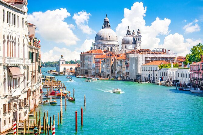 Private Venice 2 hrs Tour: Boat & Walking Tour with food tasting - Getting Started at Giardini Reali by St Mark’s